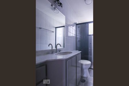 Apartamento para alugar com 77m², 2 quartos e 2 vagas Apartamento para alugar com 77m², 2 quartos e 2 vagasBanheiro Social