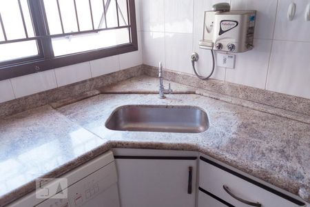 Apartamento à venda com 150m², 3 quartos e 3 vagasCozinha - Pia