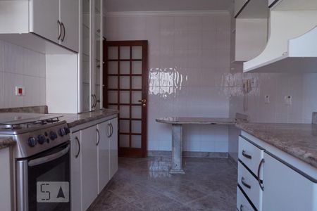 Apartamento à venda com 150m², 3 quartos e 3 vagasCozinha