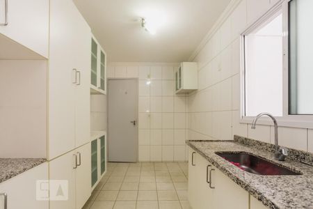 Apartamento à venda com 80m², 3 quartos e 2 vagasCozinha