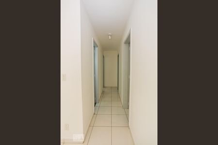 Corredor de apartamento à venda com 3 quartos, 78m² em Vila Andrade, São Paulo