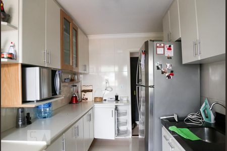Apartamento à venda com 76m², 2 quartos e 1 vagaCozinha