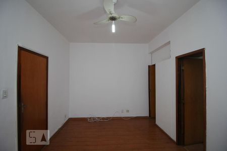 Sala de apartamento para alugar com 2 quartos, 48m² em Centro, Rio de Janeiro