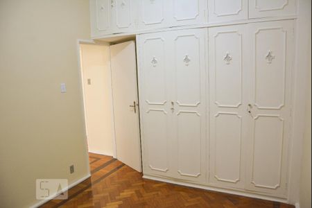 Quarto 1 de apartamento para alugar com 3 quartos, 80m² em Flamengo, Rio de Janeiro