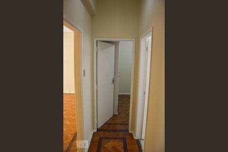 Corredor de apartamento para alugar com 3 quartos, 80m² em Flamengo, Rio de Janeiro
