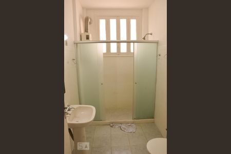 Apartamento para alugar com 80m², 3 quartos e sem vaga Apartamento para alugar com 80m², 3 quartos e sem vagaBanheiro Social