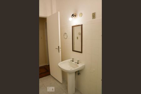 Apartamento para alugar com 80m², 3 quartos e sem vaga Apartamento para alugar com 80m², 3 quartos e sem vagaBanheiro Social