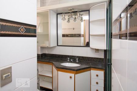 Apartamento à venda com 180m², 4 quartos e 3 vagasBanheiro Suíte 3