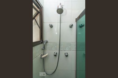 Apartamento à venda com 180m², 4 quartos e 3 vagasChuveiro - Banheiro Suíte 2