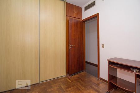 Apartamento à venda com 180m², 4 quartos e 3 vagasQuarto suíte 3 - Armários