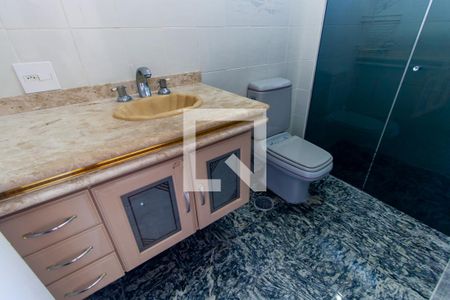 Apartamento à venda com 136m², 3 quartos e 2 vagasBanheiro da Suíte