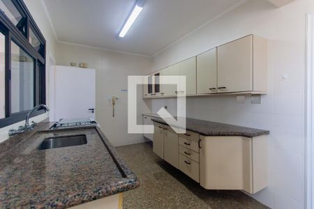 Apartamento à venda com 136m², 3 quartos e 2 vagasCozinha