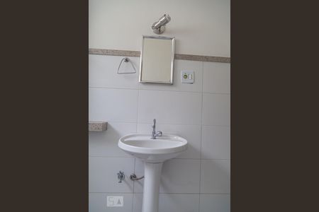 Apartamento para alugar com 100m², 4 quartos e 1 vaga Apartamento para alugar com 100m², 4 quartos e 1 vagaBanheiro Social