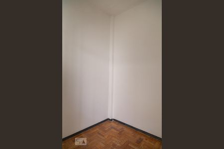 Apartamento para alugar com 100m², 4 quartos e 1 vaga Apartamento para alugar com 100m², 4 quartos e 1 vagaQuarto de Serviço