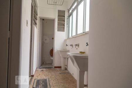Apartamento para alugar com 100m², 4 quartos e 1 vaga Apartamento para alugar com 100m², 4 quartos e 1 vagaÁrea de Serviço