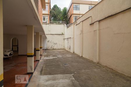 Apartamento para alugar com 100m², 4 quartos e 1 vaga Apartamento para alugar com 100m², 4 quartos e 1 vagaGaragem