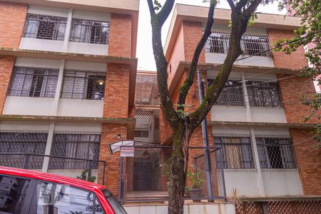 Apartamento para alugar com 100m², 4 quartos e 1 vaga Apartamento para alugar com 100m², 4 quartos e 1 vagaFachada