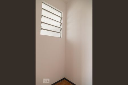 Apartamento para alugar com 100m², 4 quartos e 1 vaga Apartamento para alugar com 100m², 4 quartos e 1 vagaQuarto de Serviço