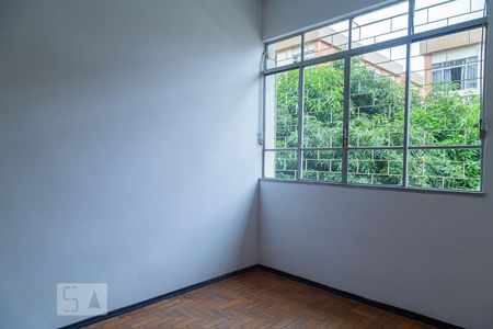 Apartamento para alugar com 100m², 4 quartos e 1 vaga Apartamento para alugar com 100m², 4 quartos e 1 vagaQuarto 2