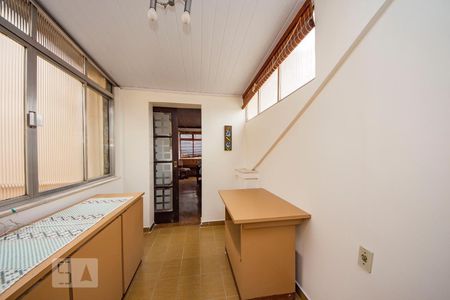 Apartamento à venda com 220m², 4 quartos e sem vagaSala 3
