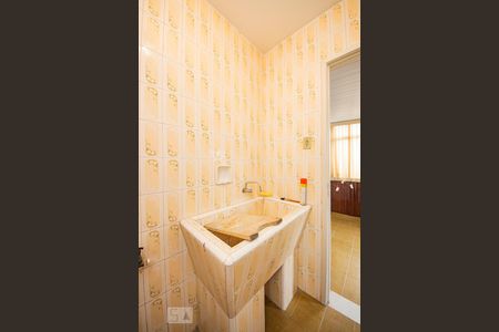 Apartamento à venda com 220m², 4 quartos e sem vagaLavanderia