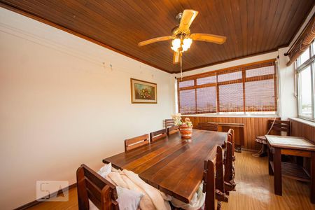 Apartamento à venda com 220m², 4 quartos e sem vagaSalão de Festa