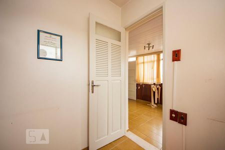 Apartamento à venda com 220m², 4 quartos e sem vagaQuarto de Serviço