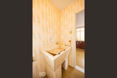 Apartamento à venda com 220m², 4 quartos e sem vagaLavanderia