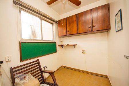 Apartamento à venda com 220m², 4 quartos e sem vagaQuarto de Serviço