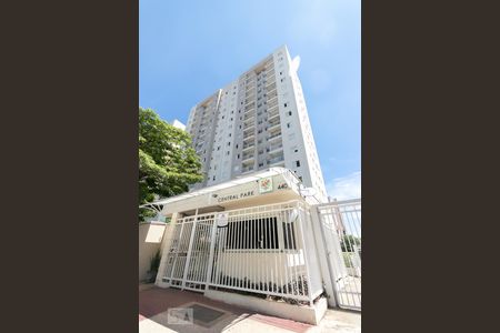 Apartamento à venda com 70m², 2 quartos e 1 vagaFachada