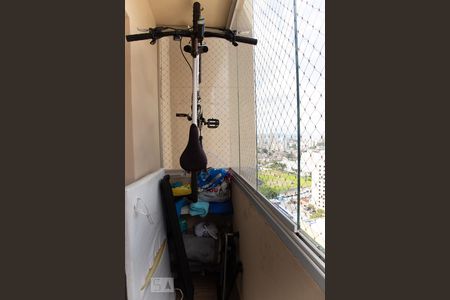 Apartamento para alugar com 62m², 2 quartos e 2 vagasSala