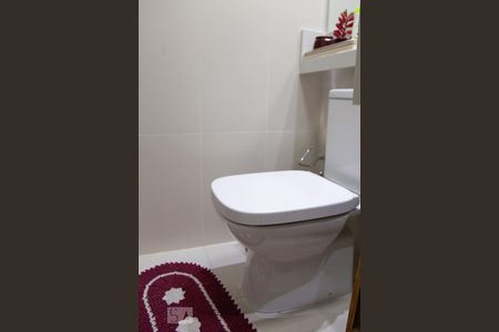 Apartamento para alugar com 62m², 2 quartos e 2 vagasBanheiro