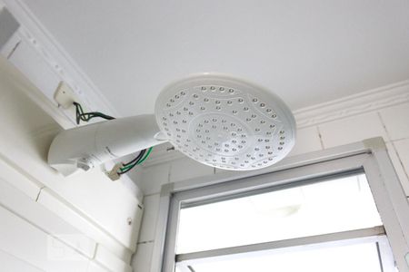 Apartamento à venda com 50m², 2 quartos e 1 vagaDetalhe banheiro