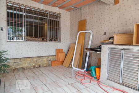 Casa à venda com 254m², 3 quartos e 3 vagasGaragem