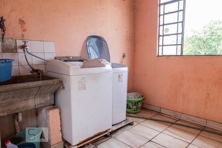 Casa à venda com 254m², 3 quartos e 3 vagasÁrea de serviço