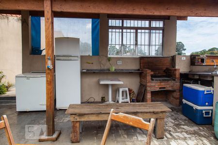 Casa à venda com 254m², 3 quartos e 3 vagasChurrasqueira