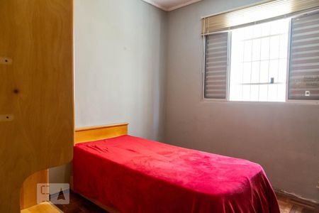 Casa à venda com 254m², 3 quartos e 3 vagasQuarto 2