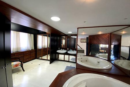 Apartamento para alugar com 100m², 1 quarto e 1 vagaBanheiro suíte