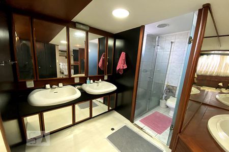 Apartamento para alugar com 100m², 1 quarto e 1 vagaBanheiro suíte