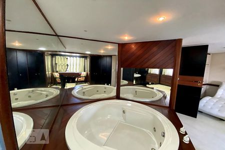 Apartamento para alugar com 100m², 1 quarto e 1 vagaBanheiro suíte