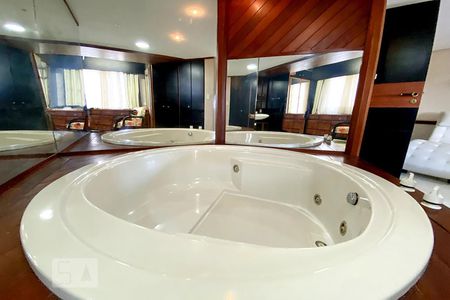 Apartamento para alugar com 100m², 1 quarto e 1 vagaBanheiro suíte