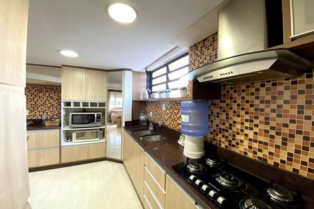 Apartamento para alugar com 100m², 1 quarto e 1 vagaCozinha