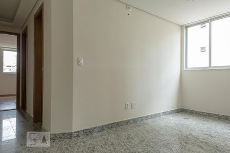 Apartamento à venda com 52m², 2 quartos e 2 vagasSala e corredor para suítes