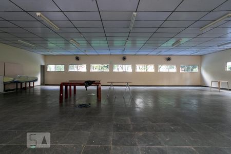 Apartamento para alugar com 58m², 2 quartos e 1 vaga Apartamento para alugar com 58m², 2 quartos e 1 vagaÁrea comum - Salão de festas