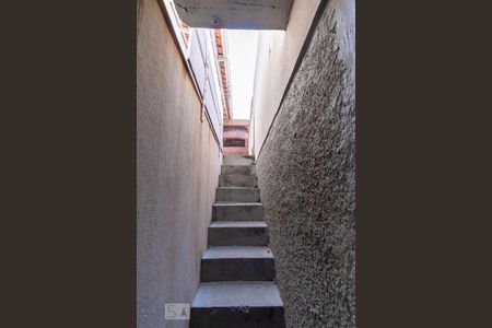 Casa à venda com 213m², 3 quartos e 3 vagasEscada externa