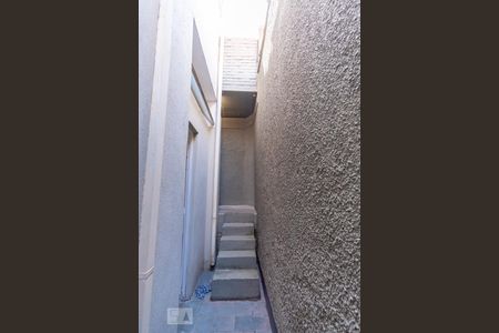 Casa à venda com 213m², 3 quartos e 3 vagasEscada externa