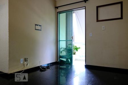 Sala de apartamento à venda com 2 quartos, 50m² em Jacarepaguá, Rio de Janeiro