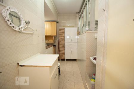 Apartamento à venda com 78m², 2 quartos e 1 vaga Apartamento à venda com 78m², 2 quartos e 1 vagaDetalhe da area de serviço