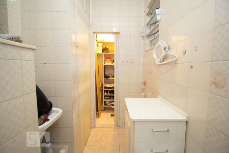 Apartamento à venda com 78m², 2 quartos e 1 vaga Apartamento à venda com 78m², 2 quartos e 1 vagaDetalhe da area de serviço