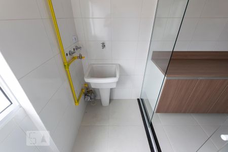 Área de serviço de apartamento para alugar com 2 quartos, 64m² em Jardim da Glória, São Paulo